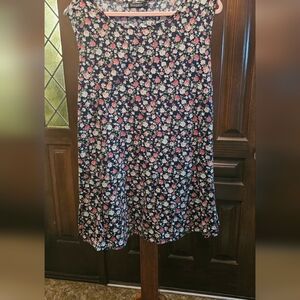 Veranee Navy Floral Women's Long Sleeveless top.